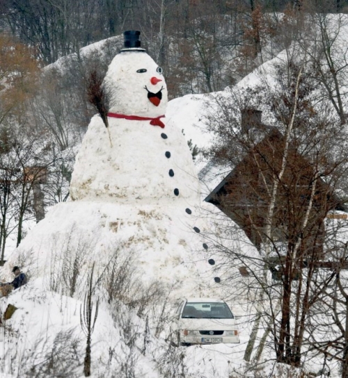 Giant snowman